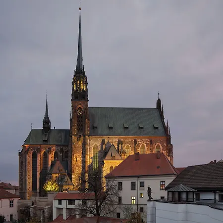 Zelny Trh 31 *